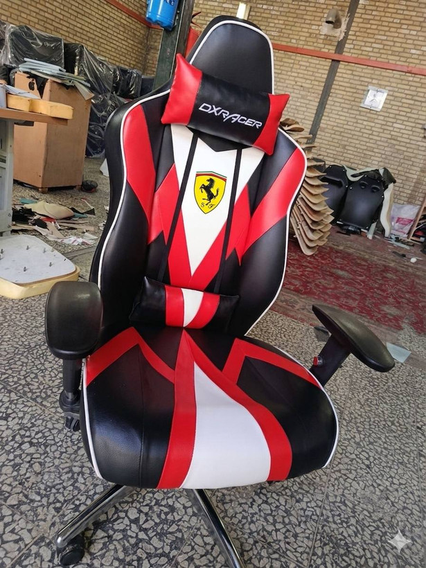 صندلی گیمینگ DXRACER مدل G2000 زیرپایی دار